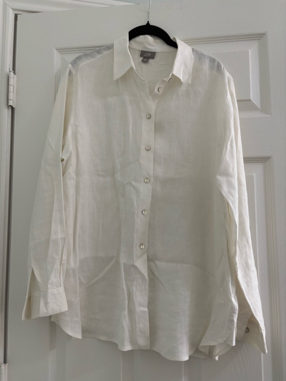 Linen Button-Down Shirt in Cream